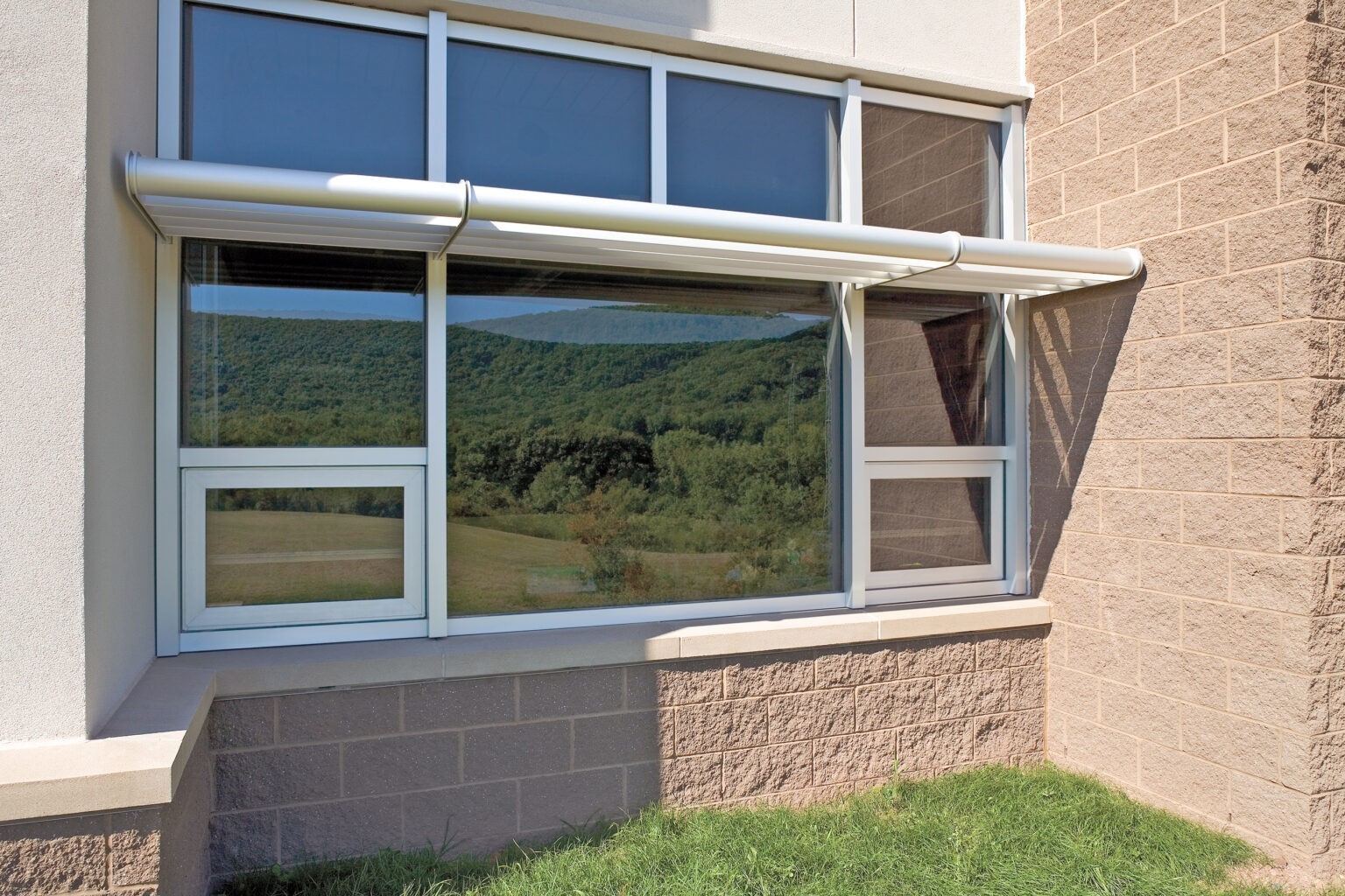 8225TL Thermal Windows - Kawneer Window Solutions
