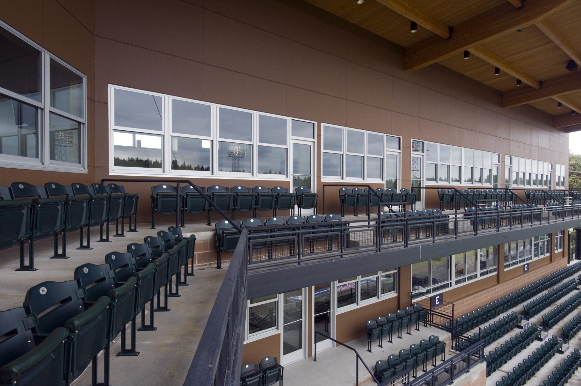 1869-8400TL thermal windows