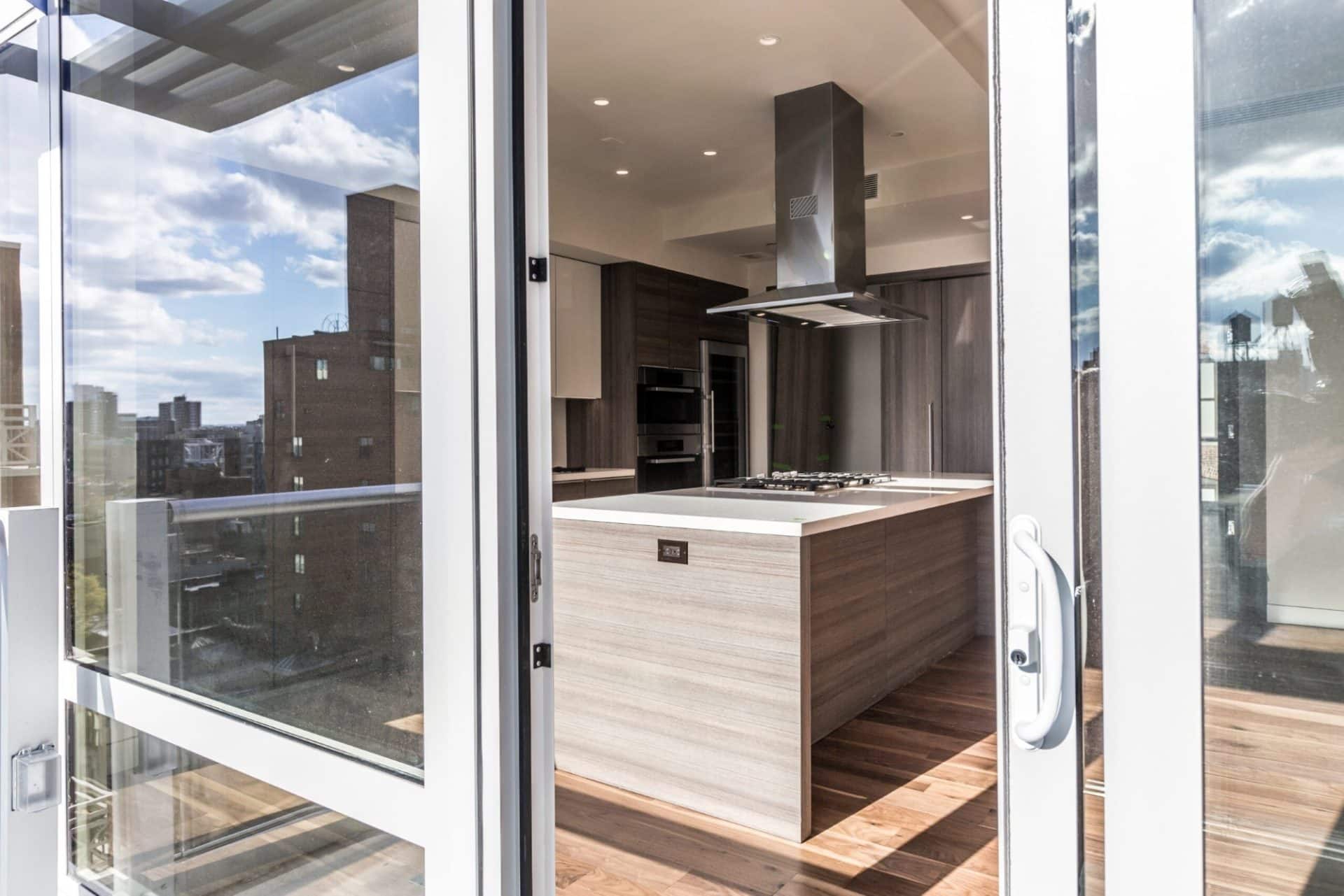 TR-8300 Sliding Glass Doors