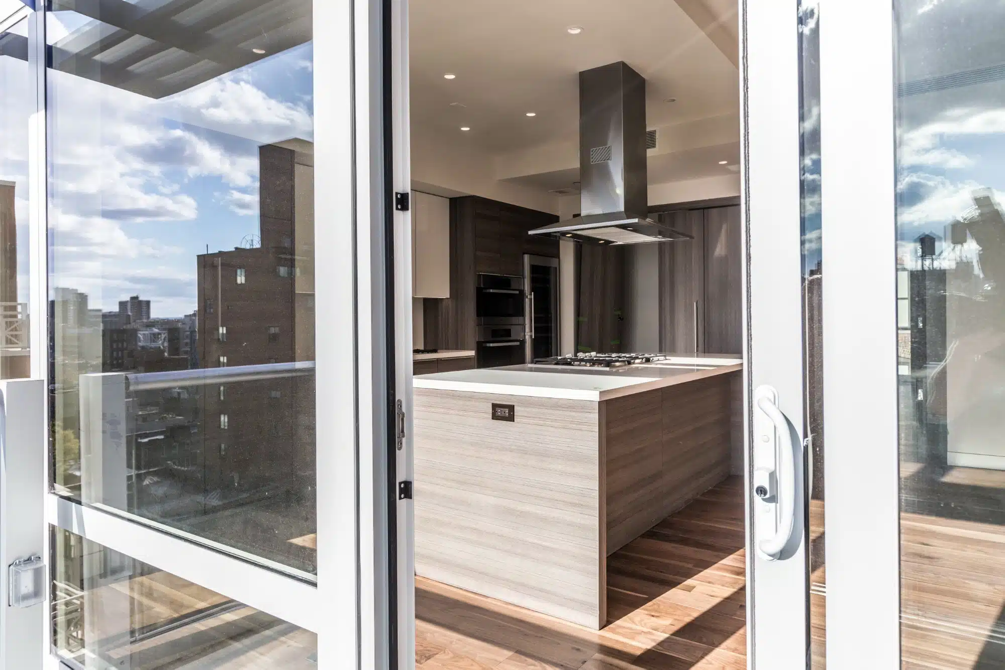 TR-8300 Sliding Glass Doors