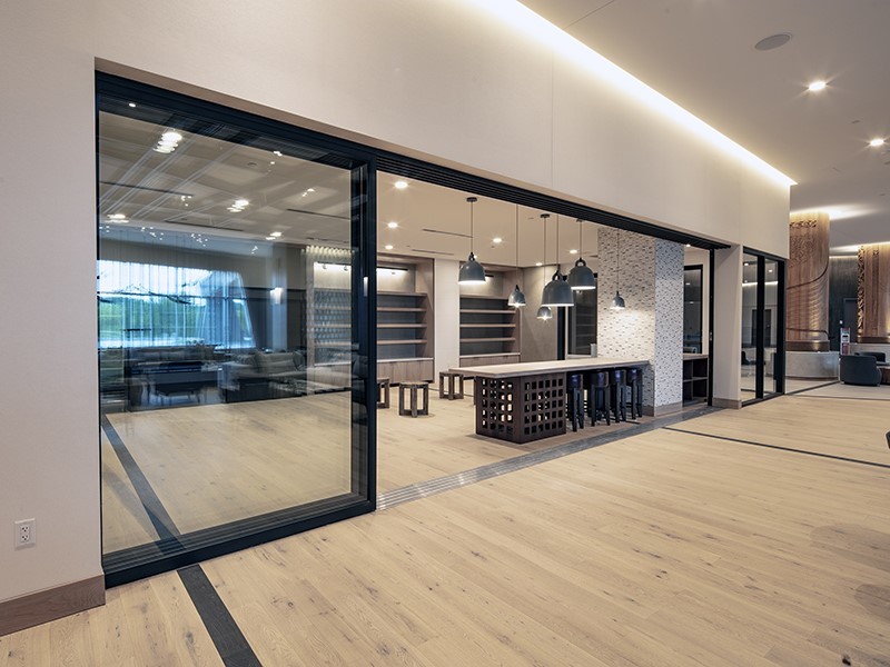 1010 Sliding Mall Front