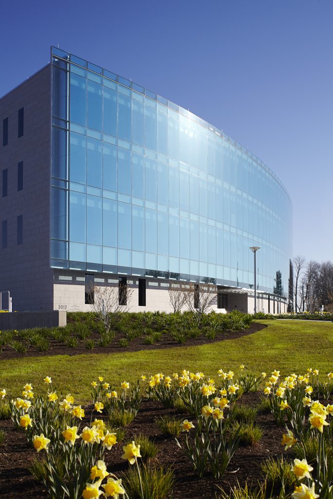 Service Federal Credit Union Corporate Office, Kawneer North America, Clearwall™ Curtain Wall, 190 Narrow Stile Entrances, 350 Medium Stile Entrances, 500 Wide Stile Entrances (custom Stainless Steel clad). 1600 SS (Screw Spline) Curtain Wall, GLASSvent™ for Curtain Wall (with Power operators), automatic window operators