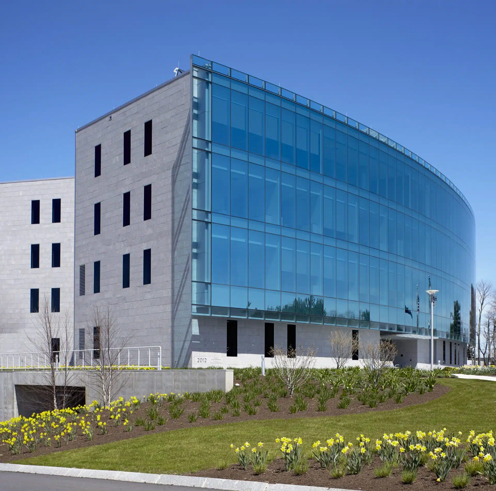 Service Federal Credit Union Corporate Office, Kawneer North America, Clearwall™ Curtain Wall, 190 Narrow Stile Entrances, 350 Medium Stile Entrances, 500 Wide Stile Entrances (custom Stainless Steel clad). 1600 SS (Screw Spline) Curtain Wall, GLASSvent™ for Curtain Wall (with Power operators), automatic window operators