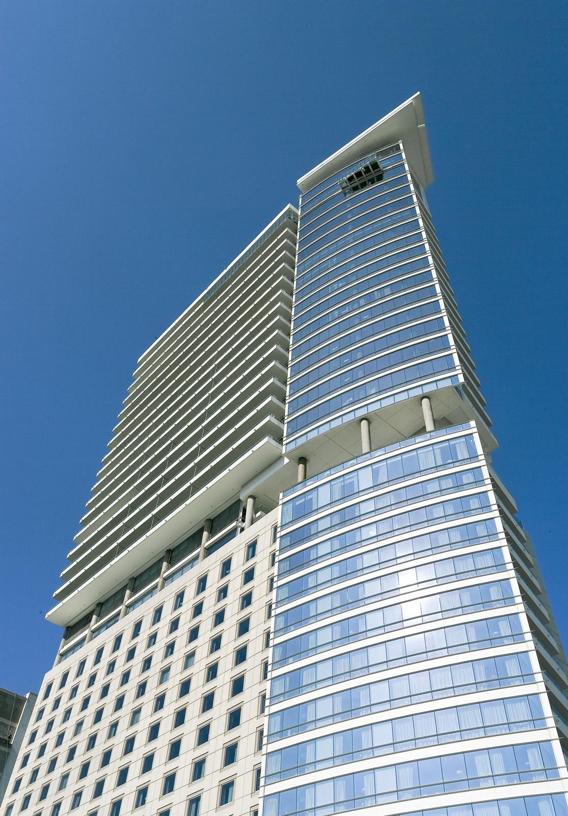 W Dallas - Victory Hotel & Residences - Kawneer North America - Dallas, Texas