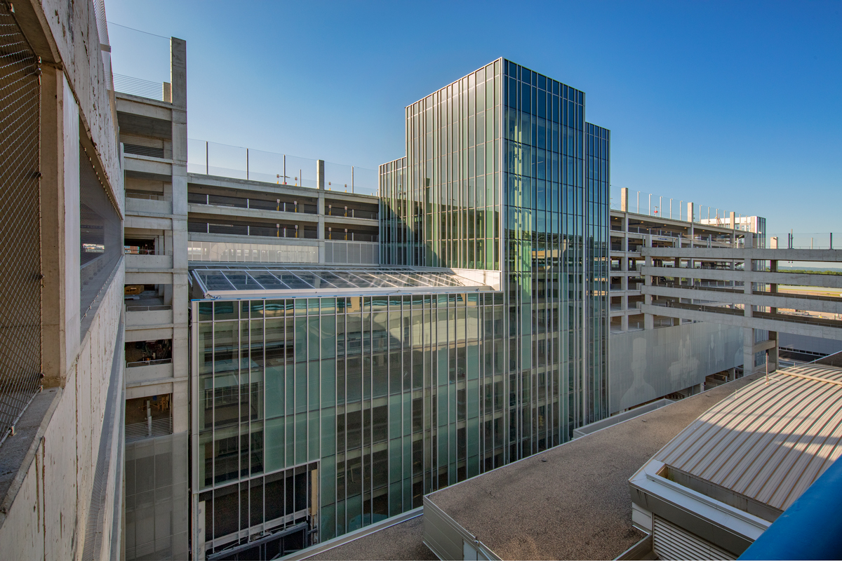 MSP Terminal 1-Lindbergh Parking Expansion Minneapolis St. Paul International Airport Silver Ramp Transit Center Kawneer North America Transportation Project Minneapolis Minnesota
