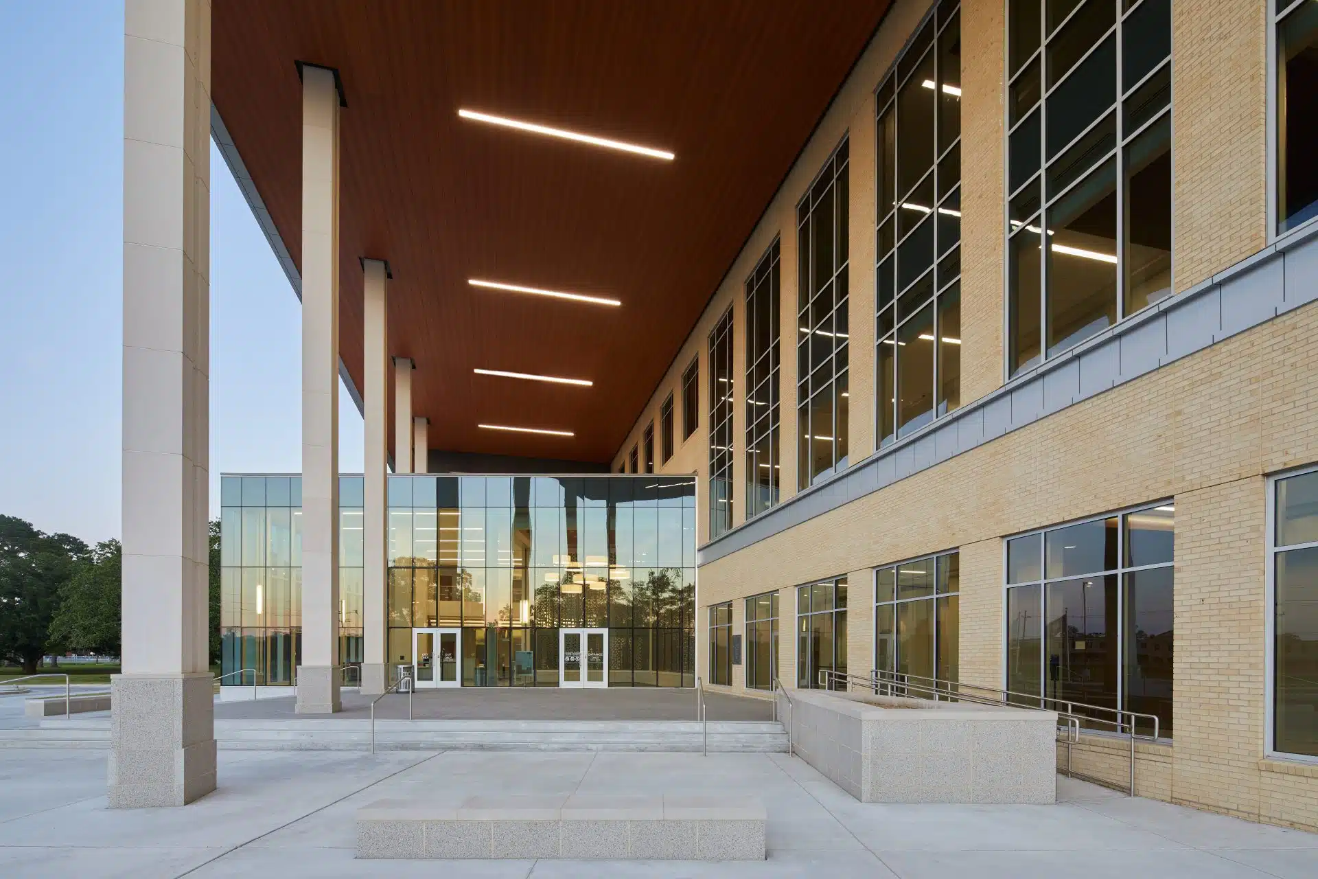 Ascension Parish Courthouse, Gonzales, Louisiana, Kawneer