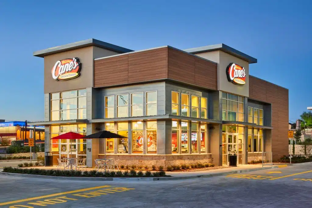 Raising Cane's El Paso Texas Kawneer Retail National Accounts Projects 500 Wide Stile Entrances Trifab VersaGlaze 451 Storefront Framing