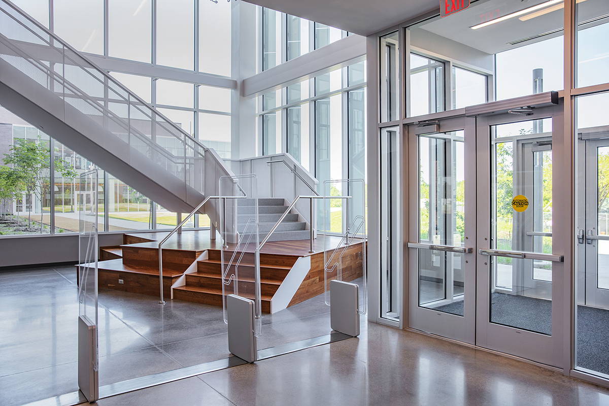 Fayetteville Public Library, Fayetteville, Arkansas, Kawneer Company, Inc.